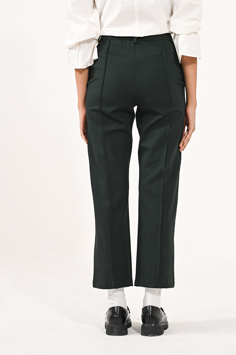 Tapered pintuck pants