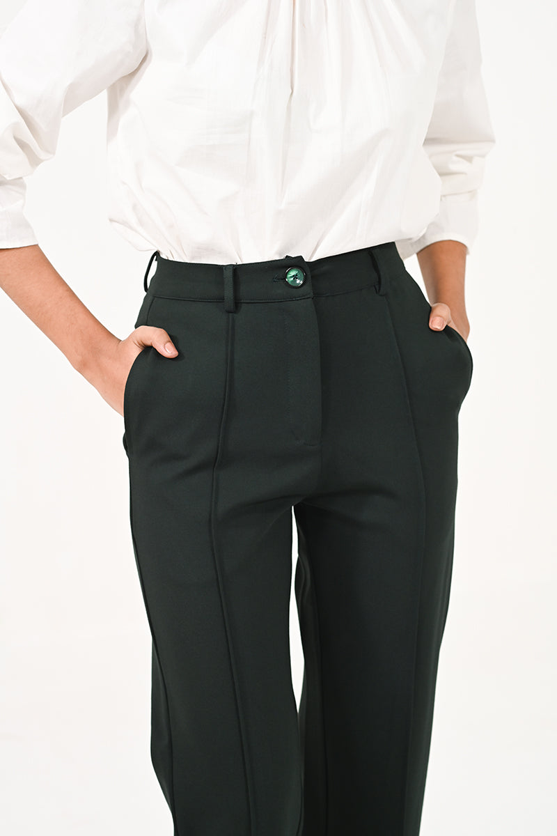 Tapered pintuck pants
