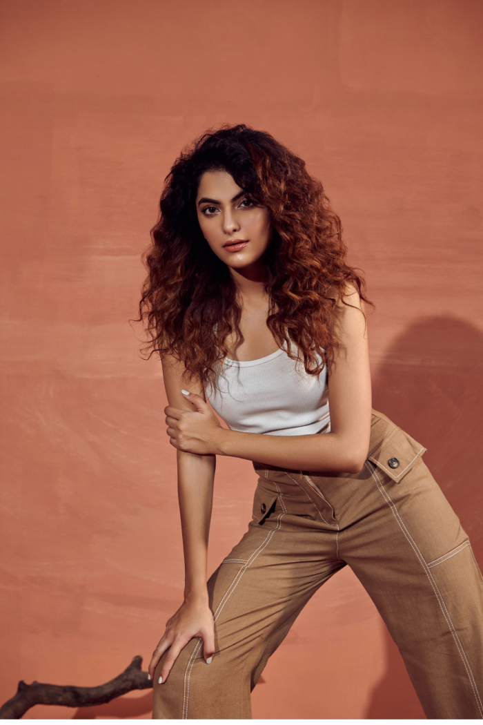 Abel Mid-Rise Straight Pants