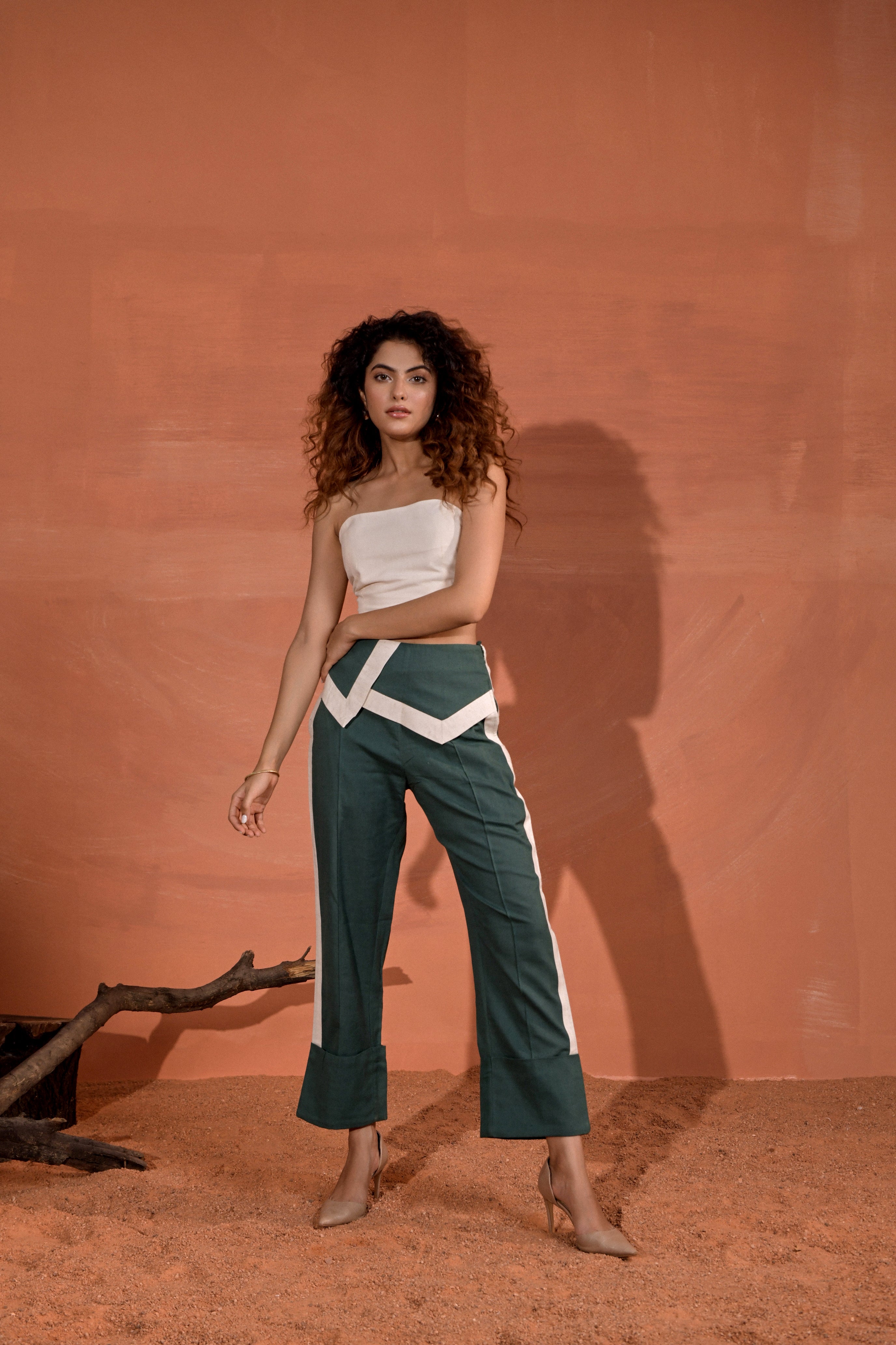 Oliver Mid-Rise Straight Pants