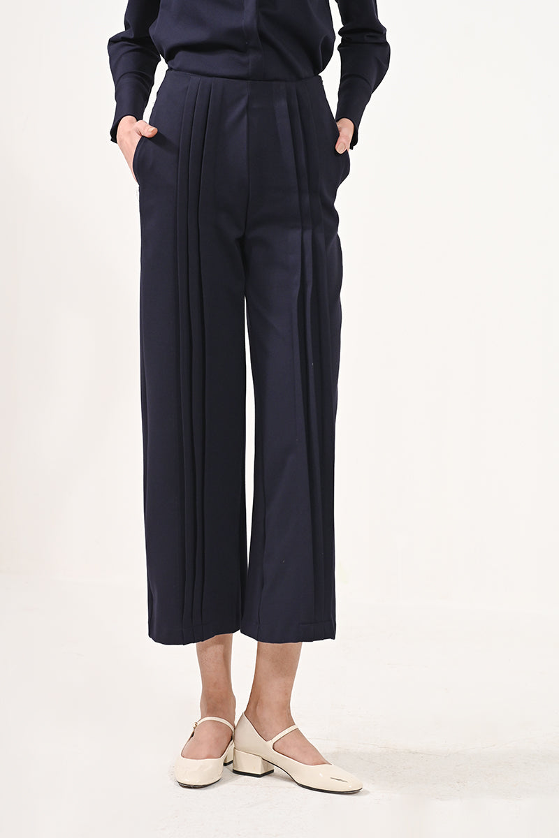 Double pleated pants