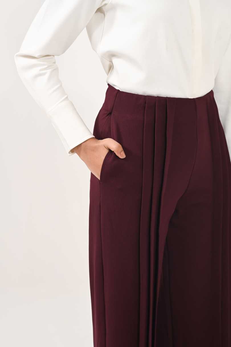 Double pleated pants