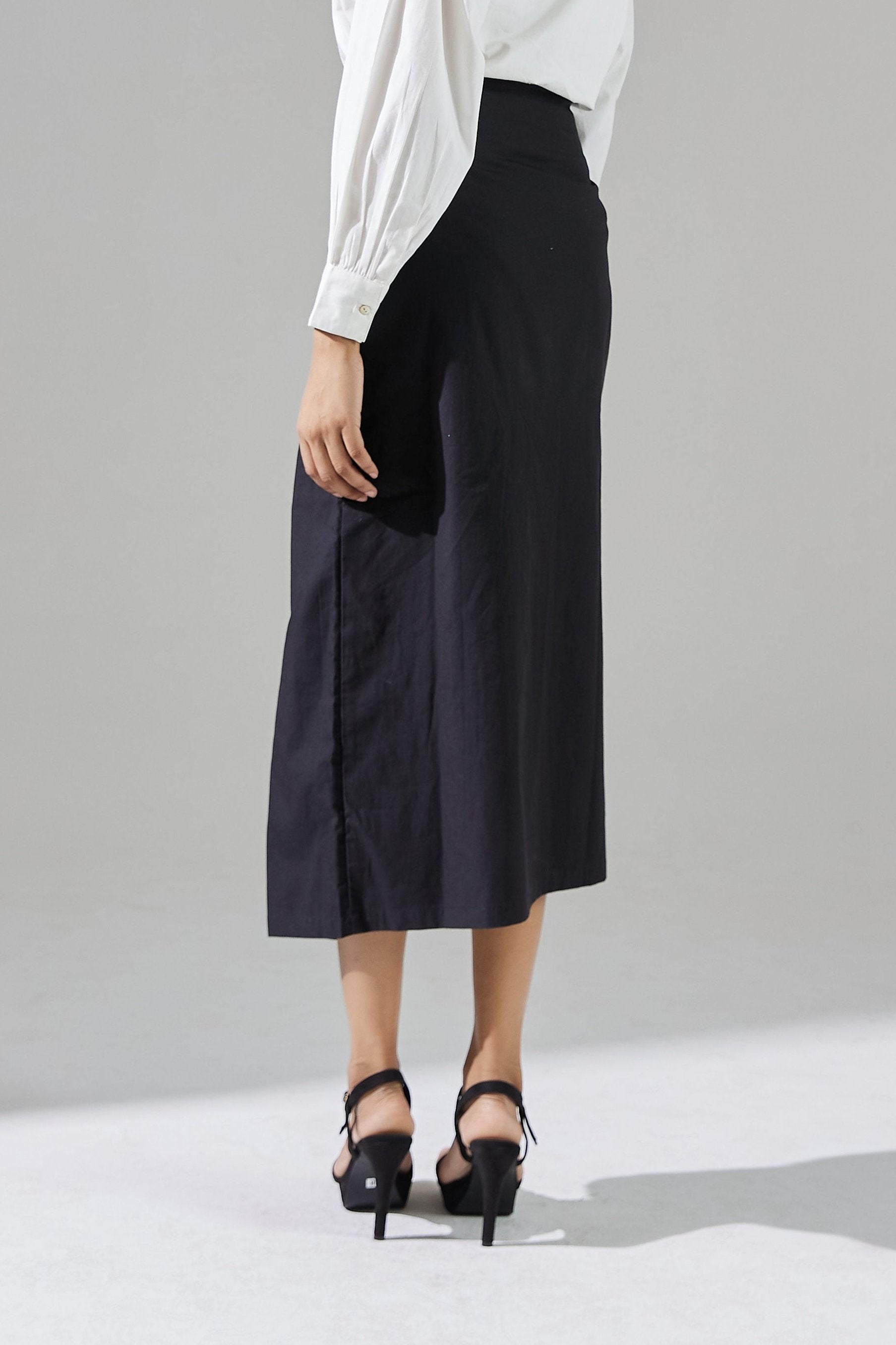 Asymmetric Eyelet Detail Skirt