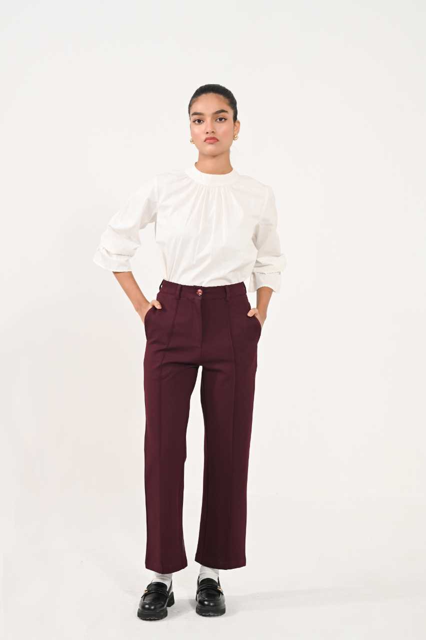 Tapered pintuck pants