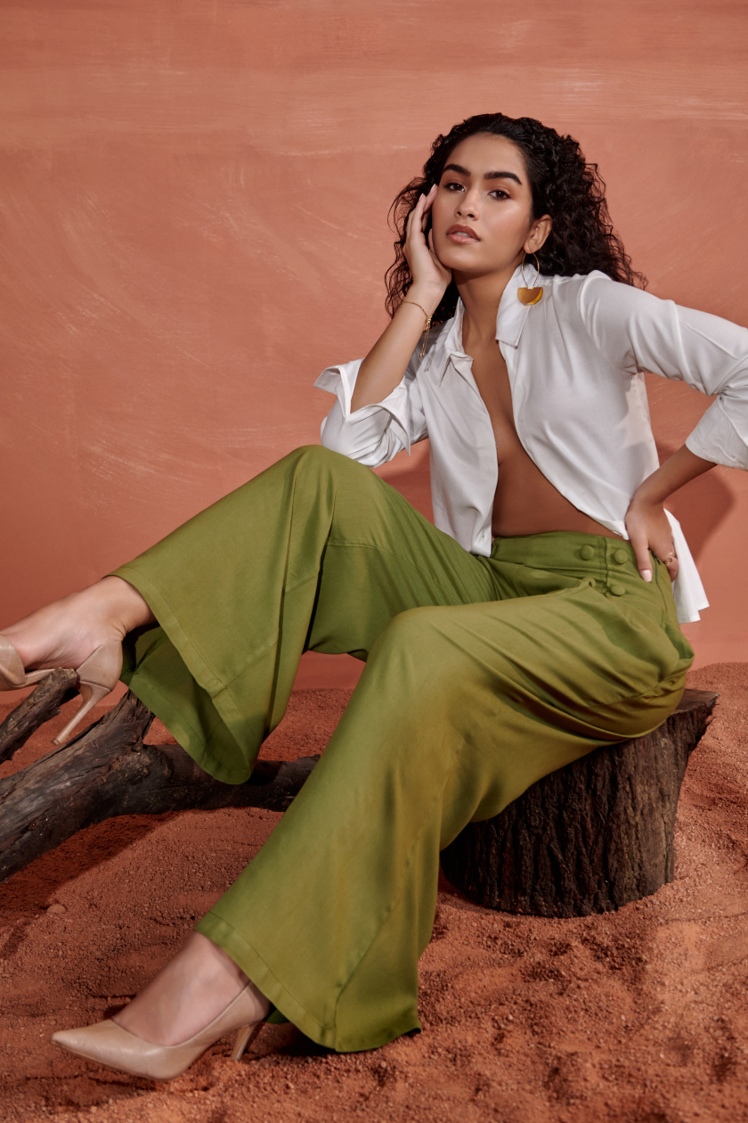 Ivy Mid-Rise Straight Flowy Pants